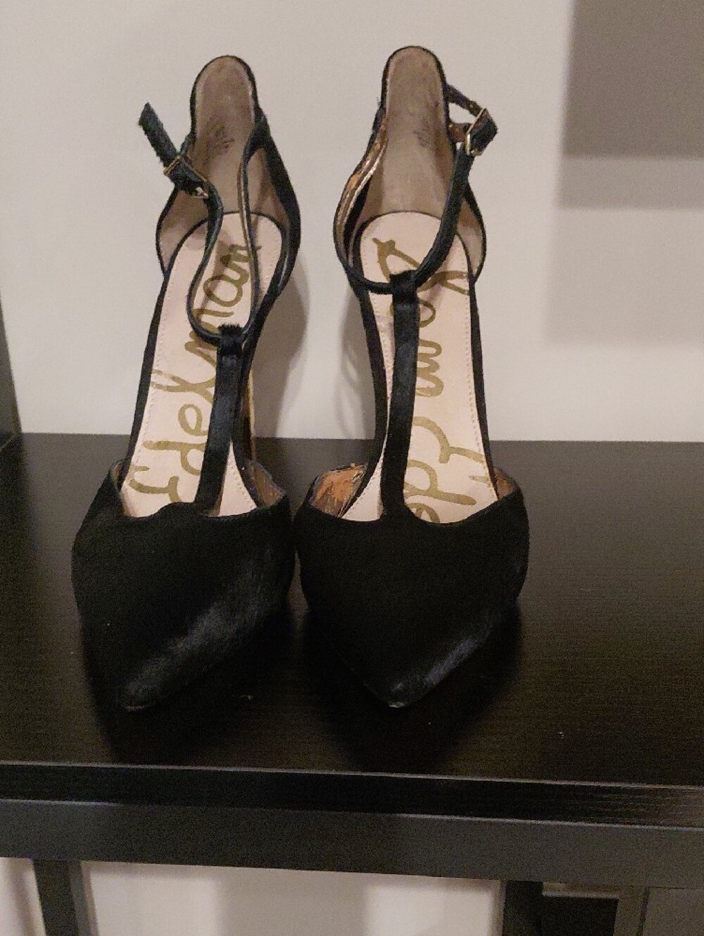 Sam Edelman Black Pointed T-Strap Stiletto Heels with Gold Heel - Picture 2 of 8